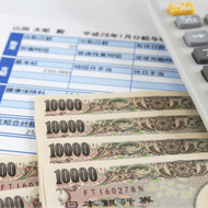 ヨガインストラクターの収入